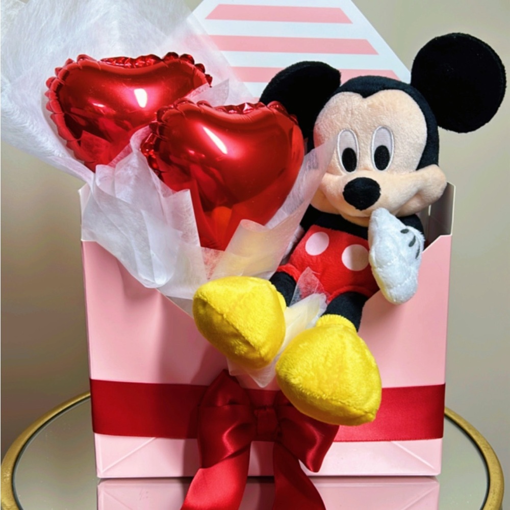 Disney Mickey Mouse Red Heart Balloon Set